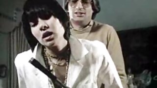 Profesor de rusă o ia la examen pe studenta Evelina femei mature goale Darling.