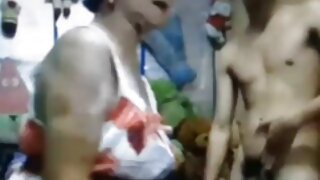 Frumos rus a fete goale pe strada dat porno la cățele.