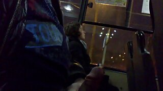 Prietenele blonde excitate lisează și femei goale live esperma.